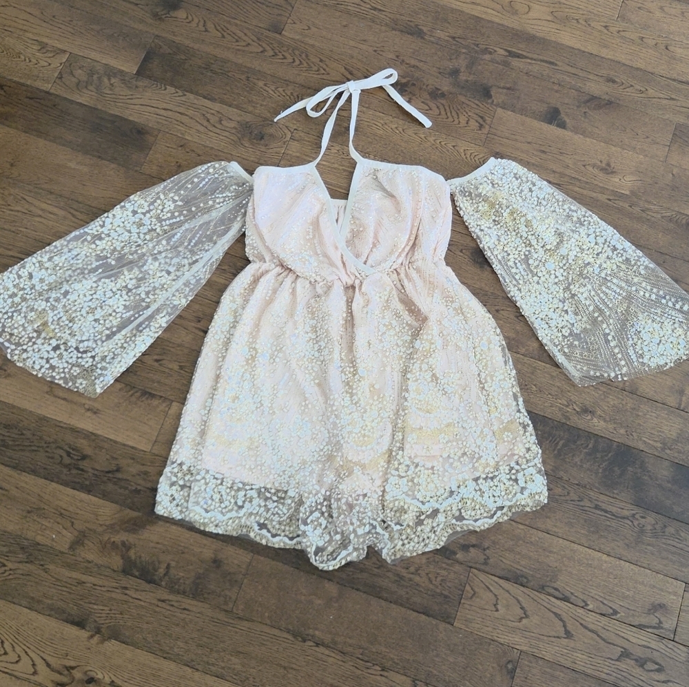 Nasty Gal Pale Pink Sequin Off-Shoulder Romper with Sheer Bell Sleeves Size 4 - Picture 1 of 6